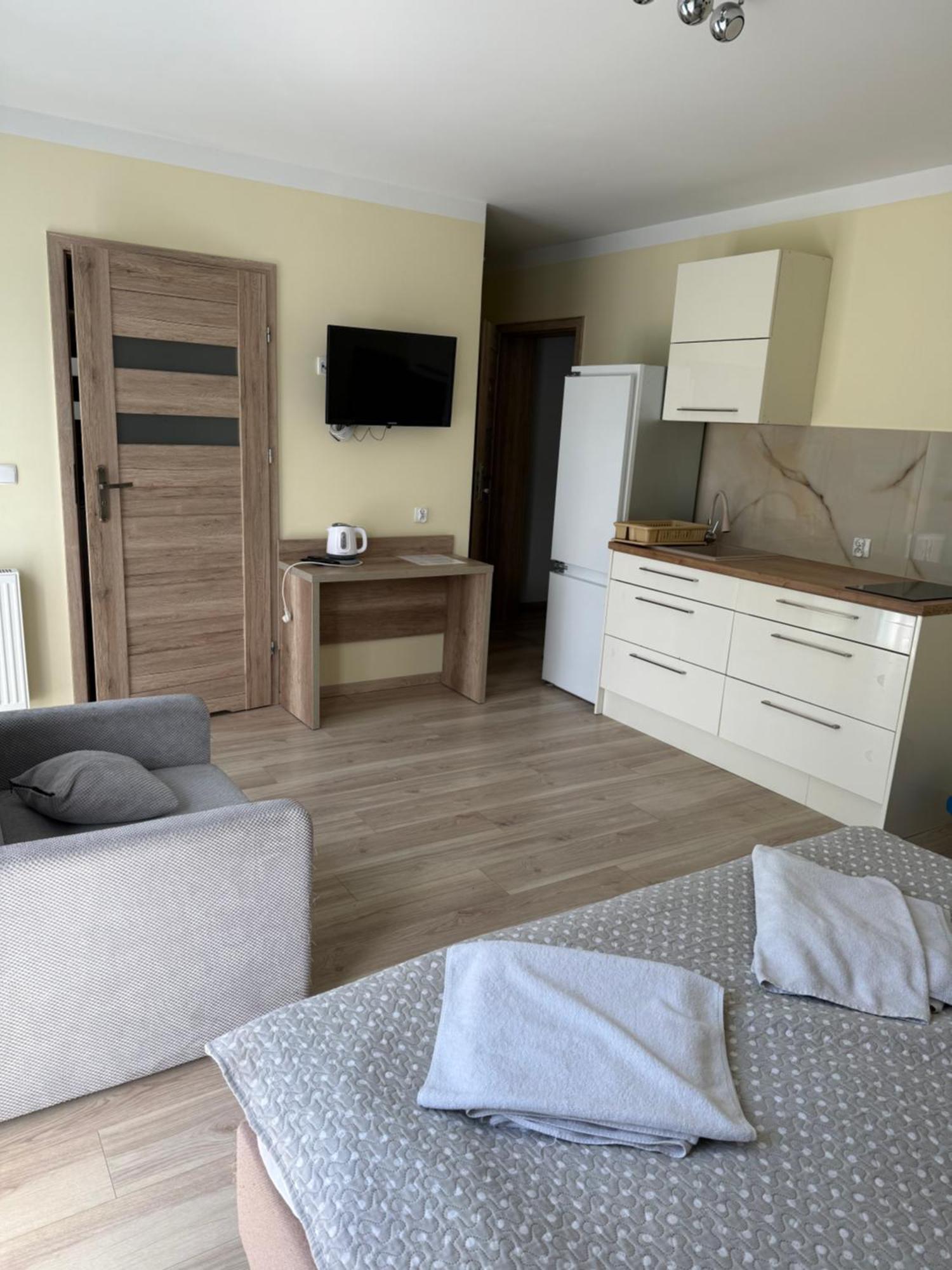 Pokoje Goscinne - Port Międzywodzie Extérieur photo